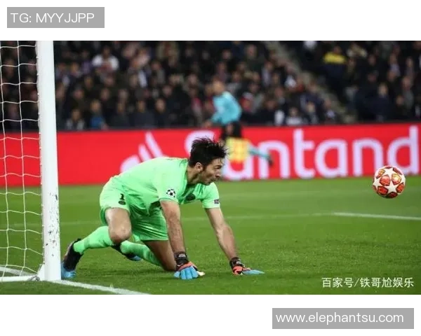 提升心理素质助力上海足球队在赛场上逆风翻盘的策略探讨