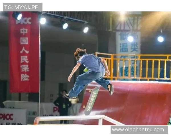 深圳滑板队技术飞跃再创新高引领全国滑板新潮流